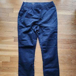 new St. John's Bay womens jegging skinny leg size 6